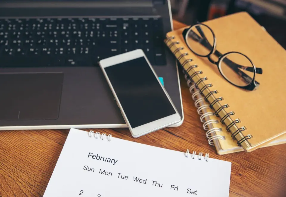 Leadership hesitation in everyday decisions